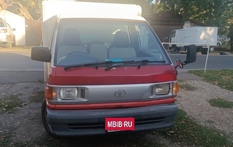 Toyota Lite Ace IV, 1997 год, 450 000 рублей, 3 фотография