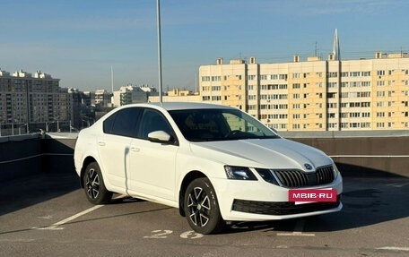 Skoda Octavia, 2018 год, 1 239 000 рублей, 2 фотография