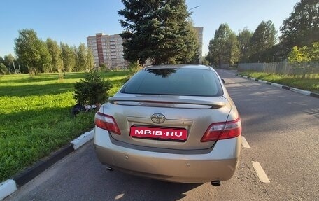 Toyota Camry, 2008 год, 800 000 рублей, 1 фотография