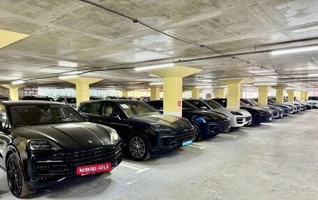 Porsche Cayenne III, 2025 год, 19 000 000 рублей, 2 фотография