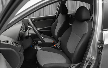 Hyundai Solaris II рестайлинг, 2011 год, 870 000 рублей, 11 фотография