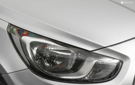 Hyundai Solaris II рестайлинг, 2011 год, 870 000 рублей, 19 фотография