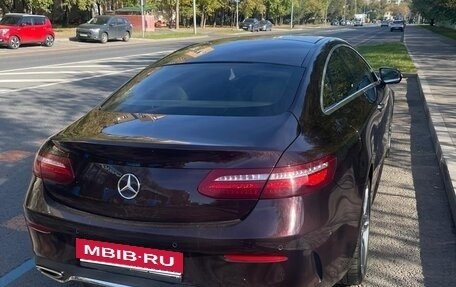 Mercedes-Benz E-Класс, 2018 год, 4 152 000 рублей, 3 фотография