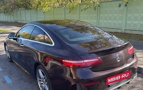 Mercedes-Benz E-Класс, 2018 год, 4 152 000 рублей, 4 фотография