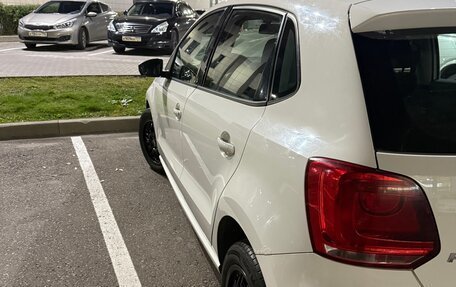 Volkswagen Polo VI (EU Market), 2011 год, 750 000 рублей, 3 фотография