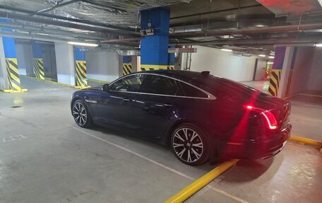 Jaguar XJ IV (X351), 2017 год, 3 180 000 рублей, 2 фотография
