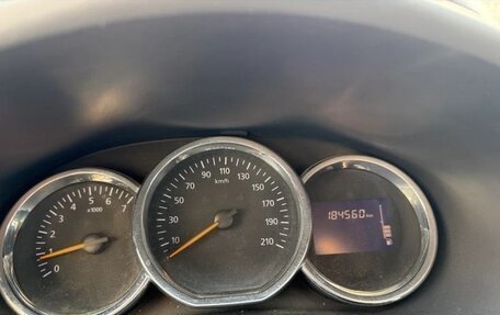Renault Logan II, 2014 год, 490 000 рублей, 4 фотография