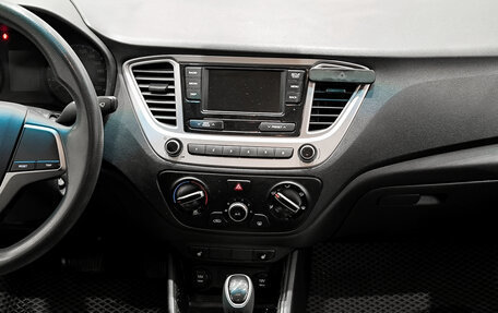Hyundai Solaris II рестайлинг, 2019 год, 1 430 000 рублей, 19 фотография