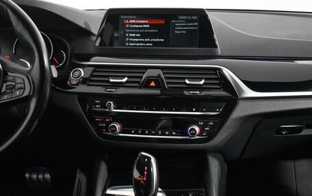 BMW 5 серия, 2017 год, 2 629 000 рублей, 15 фотография