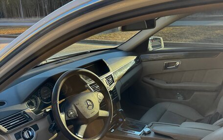 Mercedes-Benz E-Класс, 2010 год, 1 300 000 рублей, 6 фотография