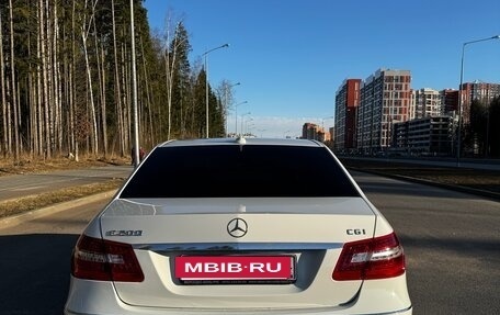 Mercedes-Benz E-Класс, 2010 год, 1 300 000 рублей, 4 фотография