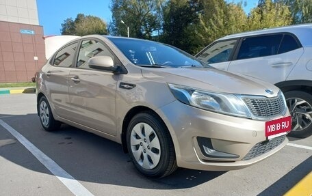KIA Rio III рестайлинг, 2011 год, 730 000 рублей, 2 фотография