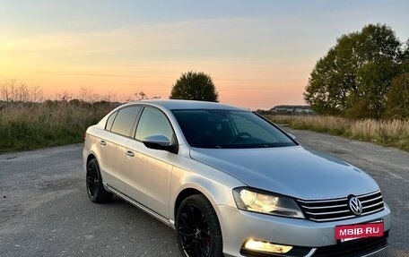 Volkswagen Passat B7, 2012 год, 900 000 рублей, 2 фотография