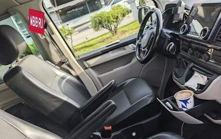 Volkswagen Caravelle T6 рестайлинг, 2019 год, 3 100 000 рублей, 9 фотография