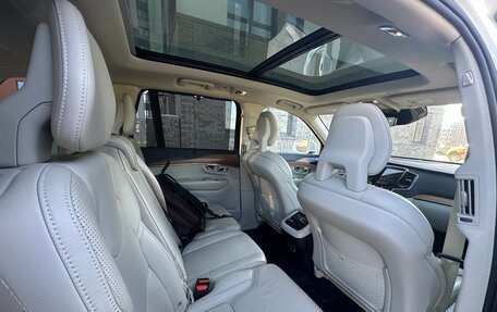 Volvo XC90 II рестайлинг, 2020 год, 5 800 000 рублей, 8 фотография