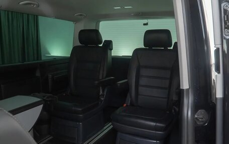 Volkswagen Multivan T6 рестайлинг, 2020 год, 6 500 000 рублей, 20 фотография