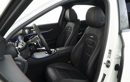 Mercedes-Benz E-Класс AMG, 2019 год, 5 777 314 рублей, 14 фотография