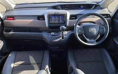 Honda Freed II, 2022 год, 1 214 000 рублей, 15 фотография
