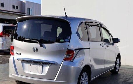 Honda Freed I, 2016 год, 746 000 рублей, 8 фотография