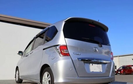 Honda Freed I, 2016 год, 746 000 рублей, 4 фотография
