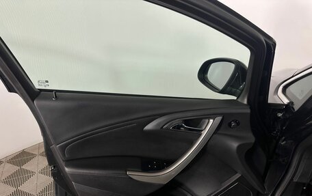 Opel Astra J, 2011 год, 650 000 рублей, 8 фотография