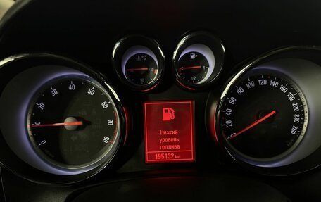 Opel Astra J, 2011 год, 650 000 рублей, 11 фотография