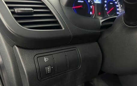 Hyundai Solaris II рестайлинг, 2012 год, 750 000 рублей, 8 фотография