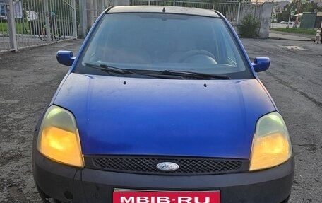 Ford Fiesta, 2003 год, 155 000 рублей, 2 фотография