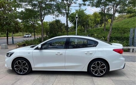 Ford Focus IV, 2022 год, 1 125 555 рублей, 10 фотография