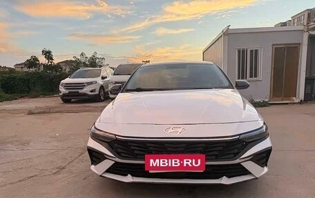 Hyundai Elantra, 2023 год, 1 590 000 рублей, 2 фотография