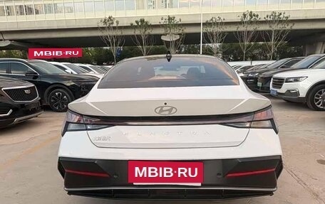 Hyundai Elantra, 2023 год, 1 590 000 рублей, 10 фотография