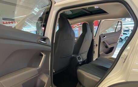 Volkswagen T-Cross I, 2022 год, 1 420 555 рублей, 11 фотография