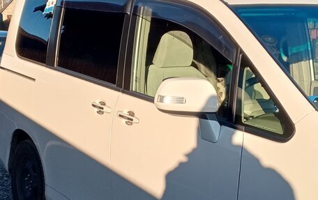 Toyota Noah III, 2007 год, 1 000 000 рублей, 6 фотография