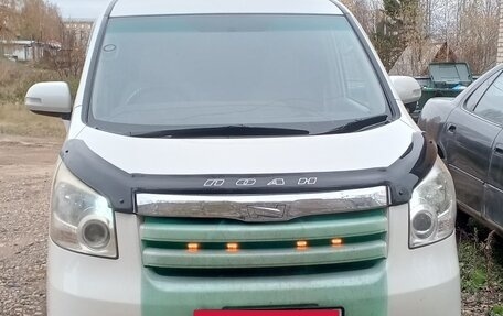 Toyota Noah III, 2007 год, 1 000 000 рублей, 7 фотография