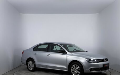 Volkswagen Jetta VI, 2013 год, 890 000 рублей, 3 фотография