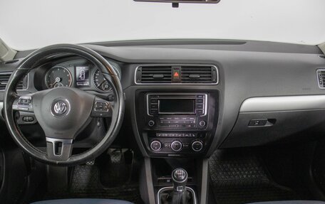 Volkswagen Jetta VI, 2013 год, 890 000 рублей, 13 фотография
