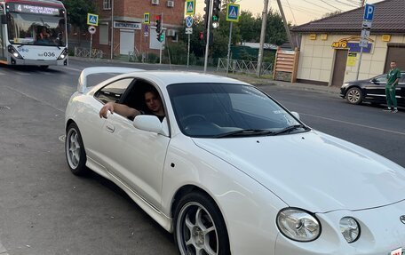 Toyota Celica VII рестайлинг, 1998 год, 700 000 рублей, 3 фотография