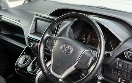 Toyota Esquire I, 2019 год, 2 500 000 рублей, 11 фотография