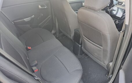 KIA Rio III рестайлинг, 2015 год, 920 000 рублей, 10 фотография