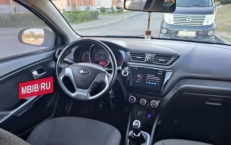 KIA Rio III рестайлинг, 2015 год, 920 000 рублей, 12 фотография