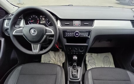 Skoda Rapid I, 2015 год, 1 049 995 рублей, 16 фотография