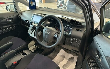 Toyota Wish II, 2012 год, 1 569 000 рублей, 10 фотография