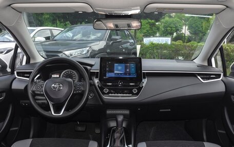 Toyota Corolla, 2025 год, 1 990 000 рублей, 14 фотография