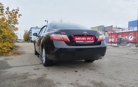 Toyota Camry, 2010 год, 1 000 000 рублей, 2 фотография