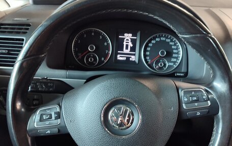 Volkswagen Touran III, 2013 год, 1 180 000 рублей, 13 фотография