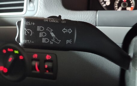Volkswagen Touran III, 2013 год, 1 180 000 рублей, 12 фотография