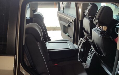 Volkswagen Touran III, 2013 год, 1 180 000 рублей, 19 фотография