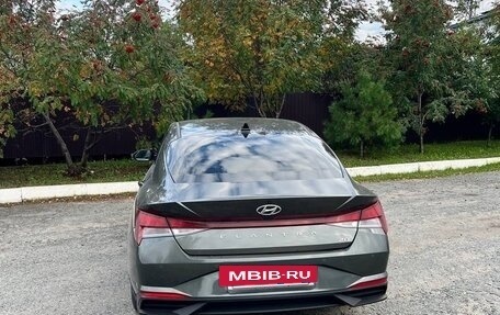 Hyundai Elantra, 2021 год, 2 150 000 рублей, 3 фотография