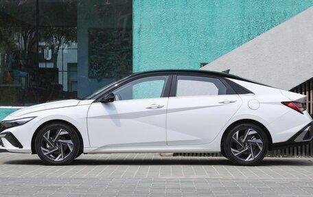 Hyundai Elantra, 2025 год, 2 050 000 рублей, 4 фотография