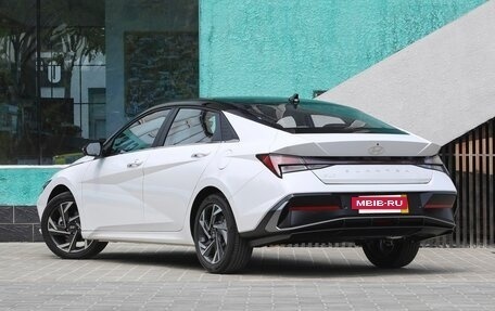 Hyundai Elantra, 2025 год, 2 050 000 рублей, 5 фотография